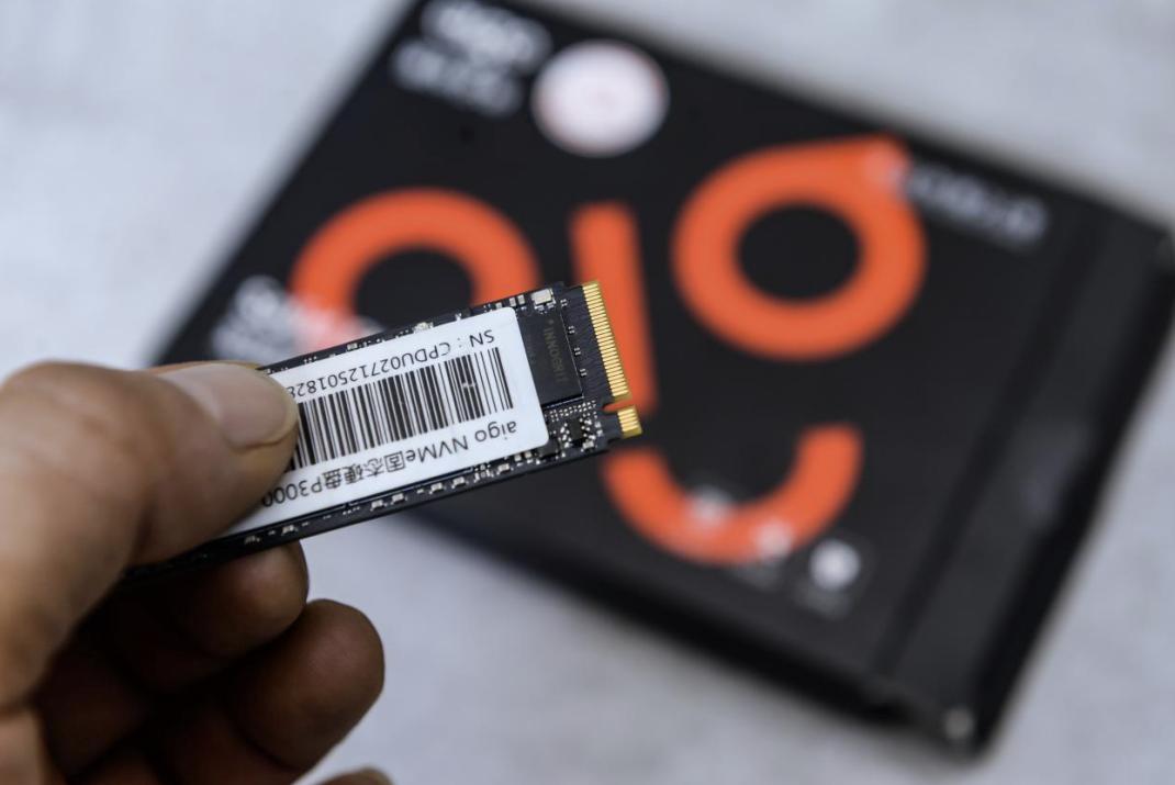 组装电脑怎么升级硬盘系统,组装电脑硬盘怎么扩容