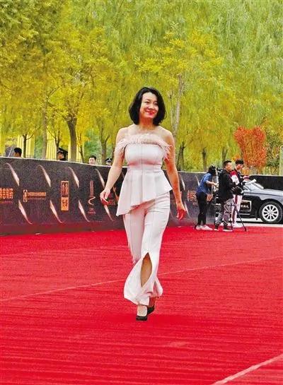 刘琳眼角皱纹照片,刘琳谈皱纹