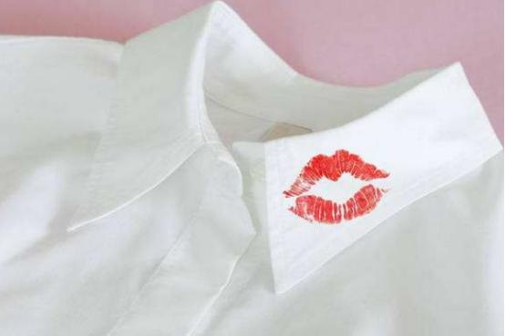 衣服变黄了有什么方法能洗掉,衣服变黄用什么能洗白