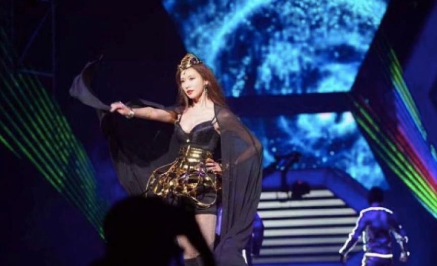 市值蒸发138亿！林志玲、关晓彤也救不了的中国内衣大王