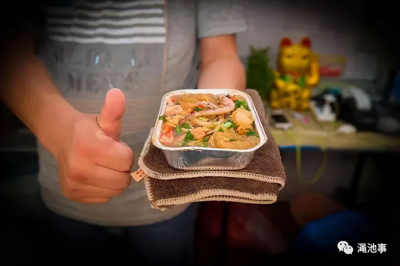 夜市摆摊烤粉丝,摆摊卖烤粉丝经历