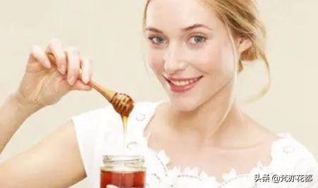 脸部极度缺水补水时刺痛怎么办,脸部皮肤干燥缺水怎么补