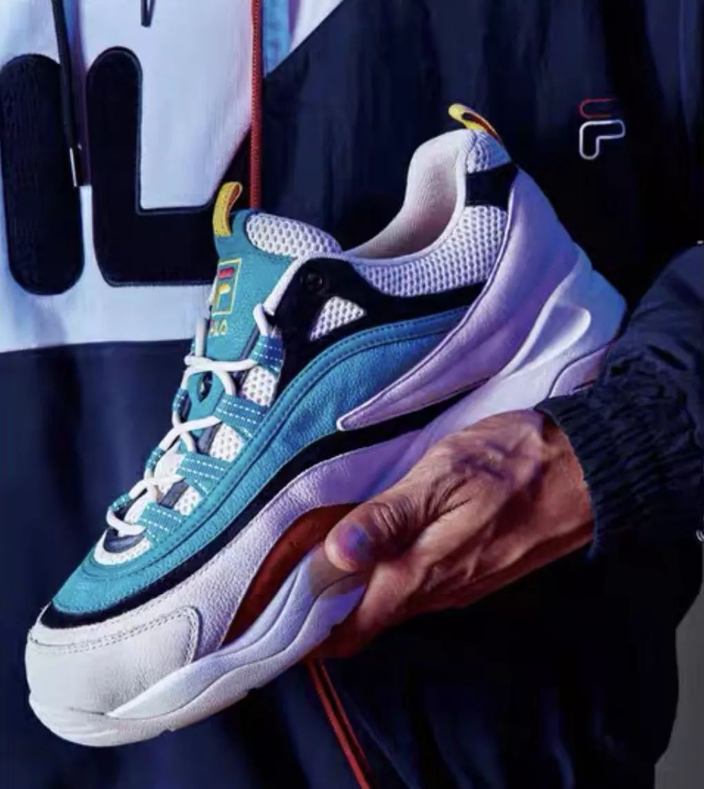 春季好看的运动鞋,秋冬季脚感超好的几款运动鞋推荐