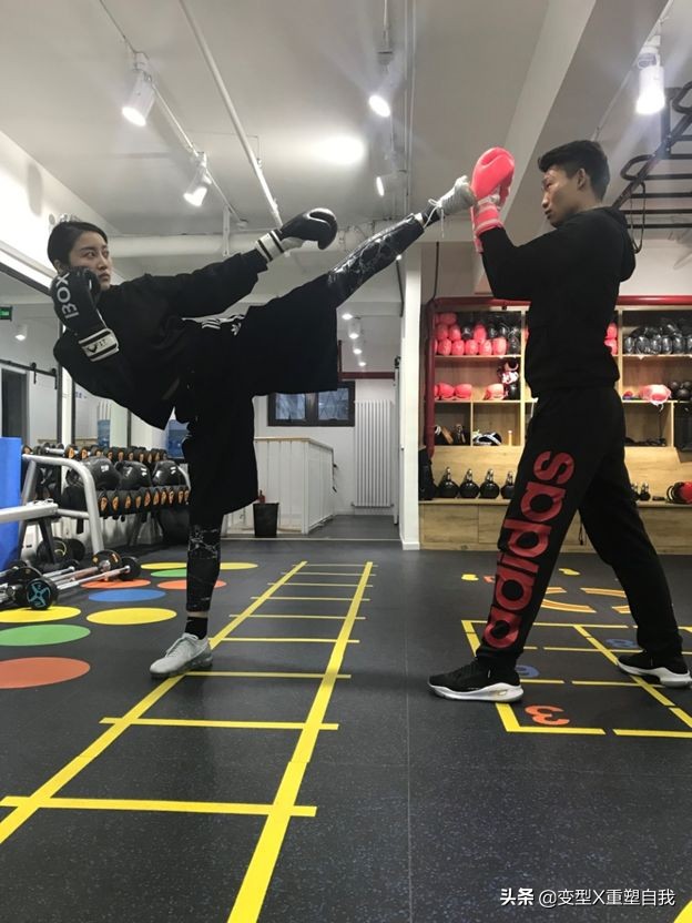 拳馆+健身房+轻食餐厅=三位一体的BOXFITCLUB