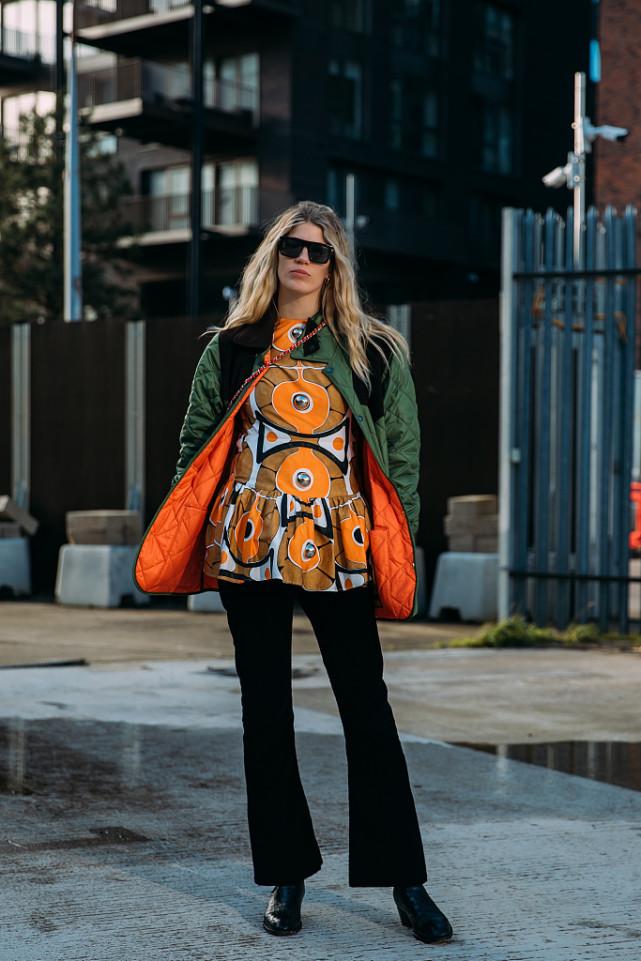 显瘦灯芯绒裤子小个子,百搭灯芯绒微喇裤