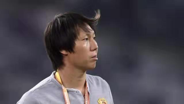 主教练抢镜集锦,主教练搞笑名场面