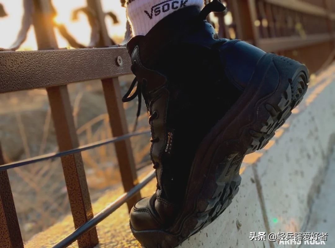 单只仅重364克！夏季战靴之选还得是“中国龙”系列呀