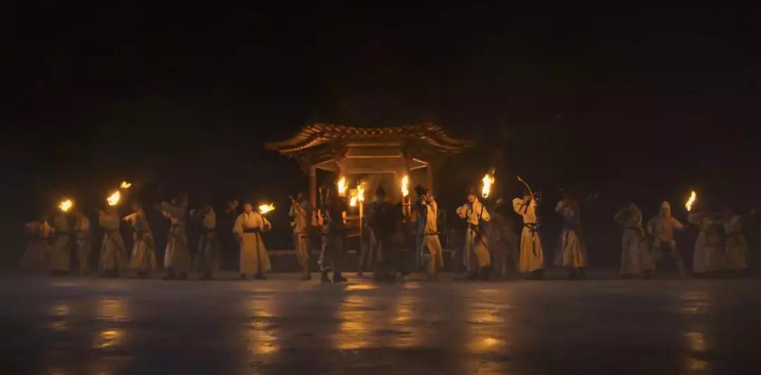 坐等一年，韩国的抗疫爆款终于来了！