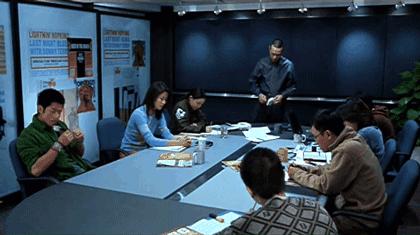 那些对着干的男女，最后都成了情侣