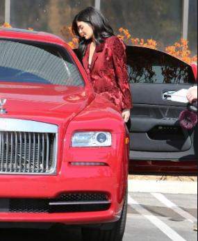 卡戴珊家族凯莉,凯莉成为卡戴珊家族最有钱的