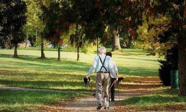 陈毅之子猝死三亚的反思：退休了到底住哪儿好？