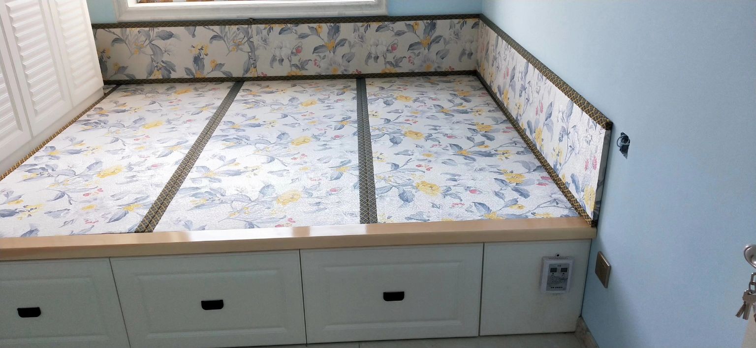 卧室里电暖炕效果图,最节能的电暖炕