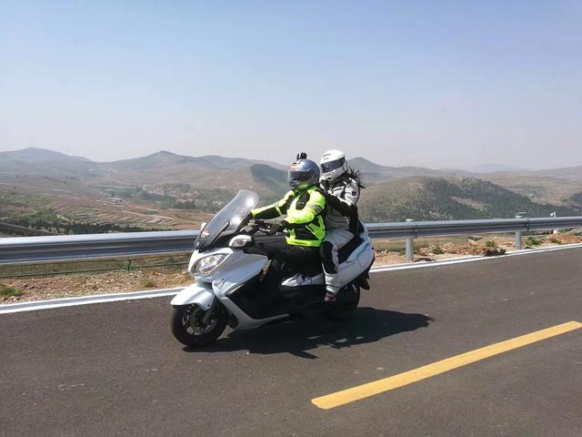 曾经的巡洋舰踏板摩托车,曾经的大白鲨踏板