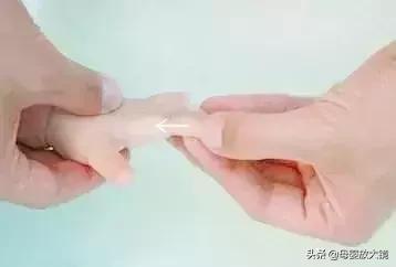 宝宝总是憋气蹬腿大哭怎么回事,宝宝蹬腿憋气手乱挥是什么问题