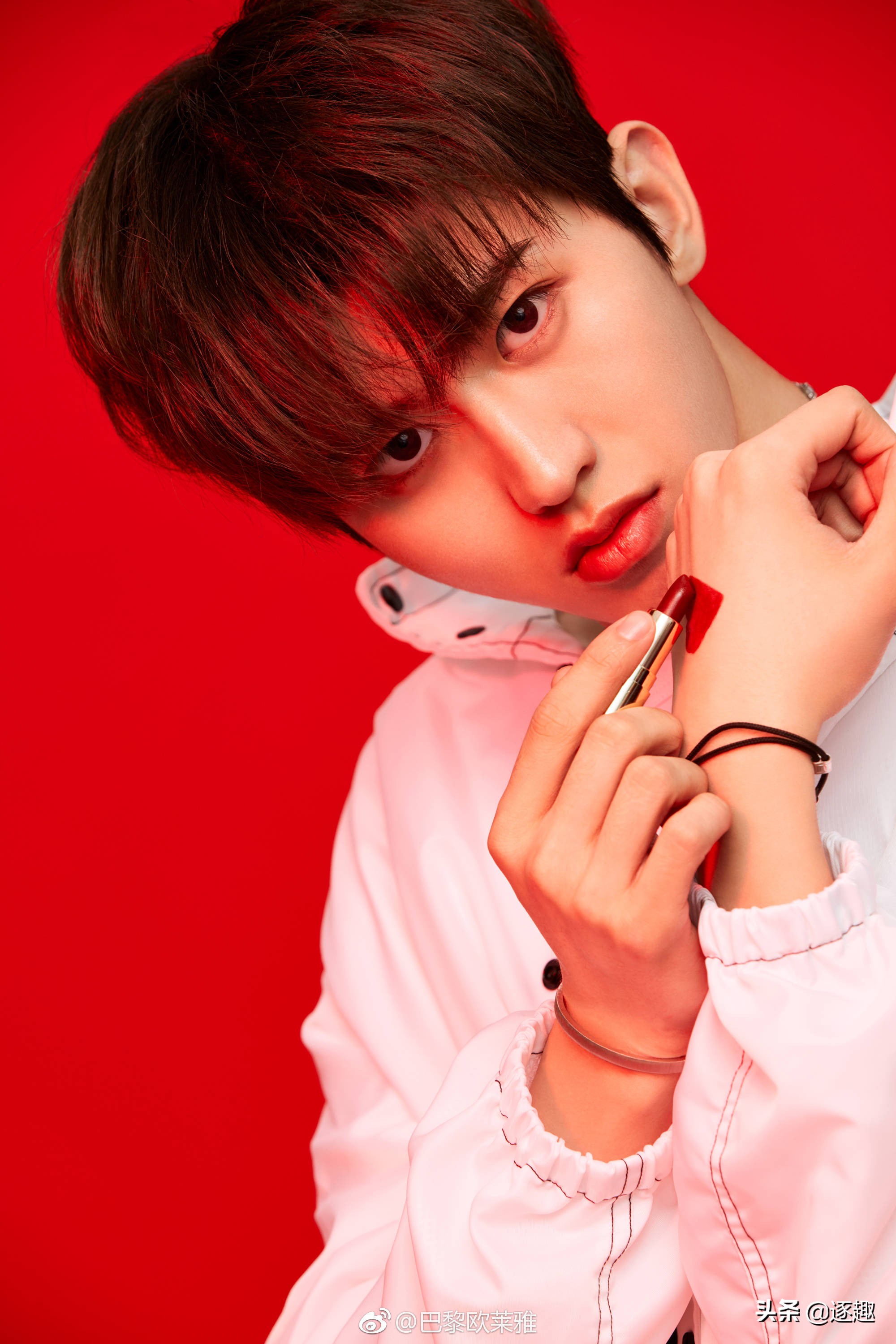 男明星代言美妆产品即兴评述,男星代言美妆品