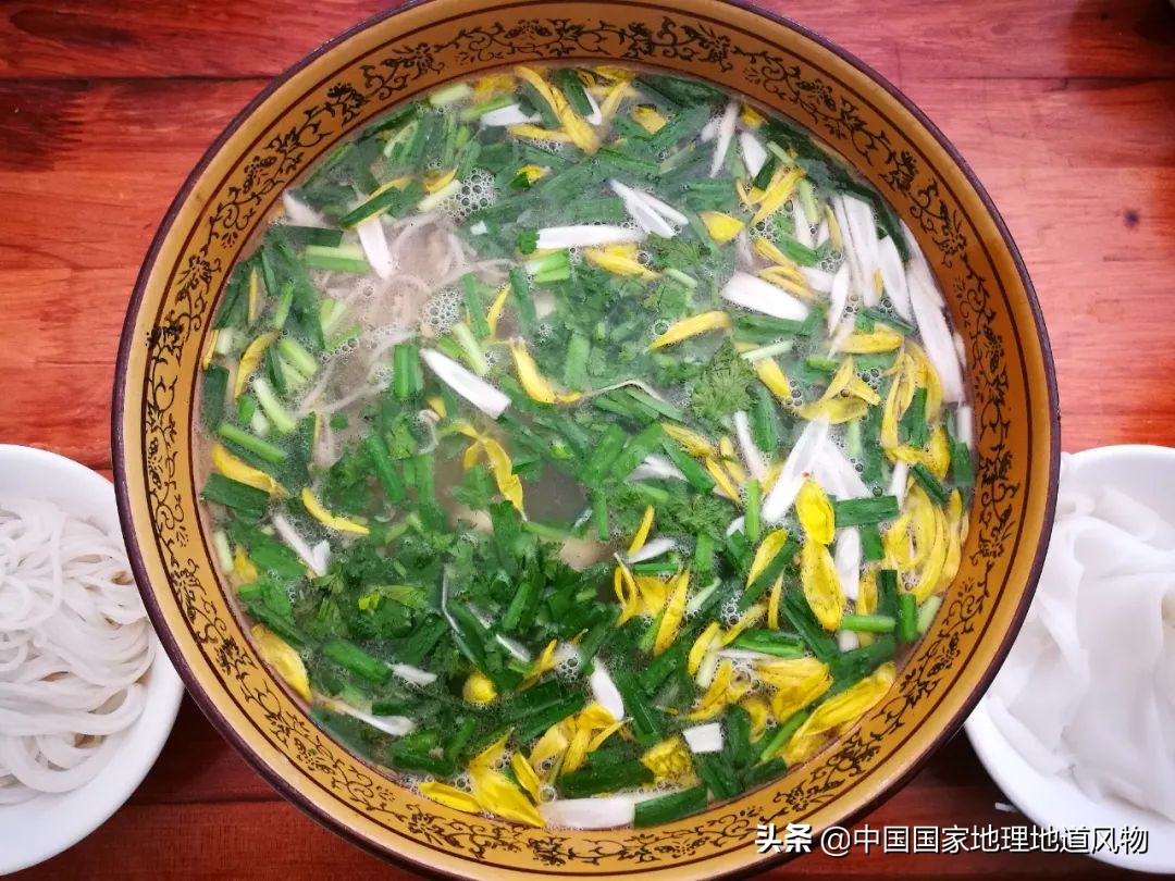 云南到底有多少米线,云南蒙自米线哪家正宗