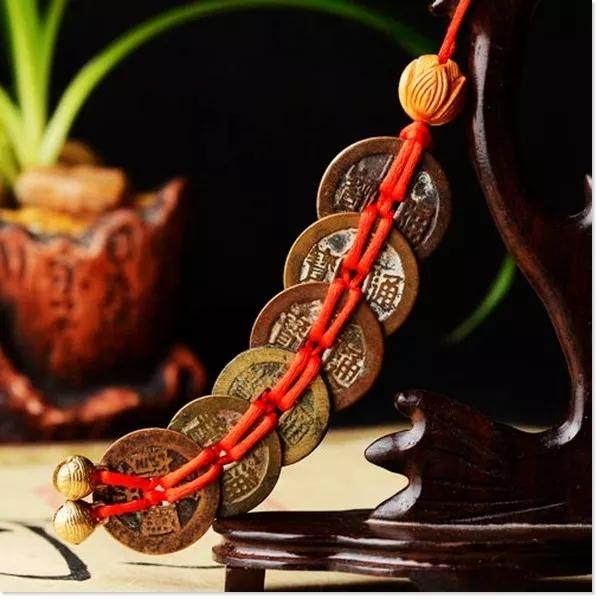 汽车挂饰不适合挂什么,汽车挂件挂什么保平安好