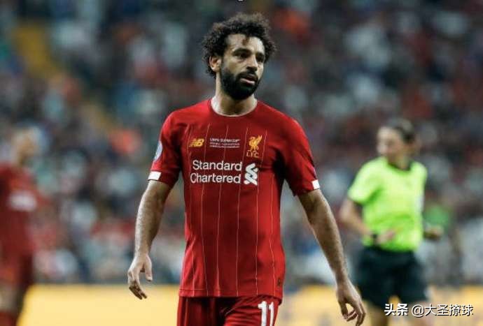 世界足坛对抗第一人,世界足球左右脚哪个球员最厉害