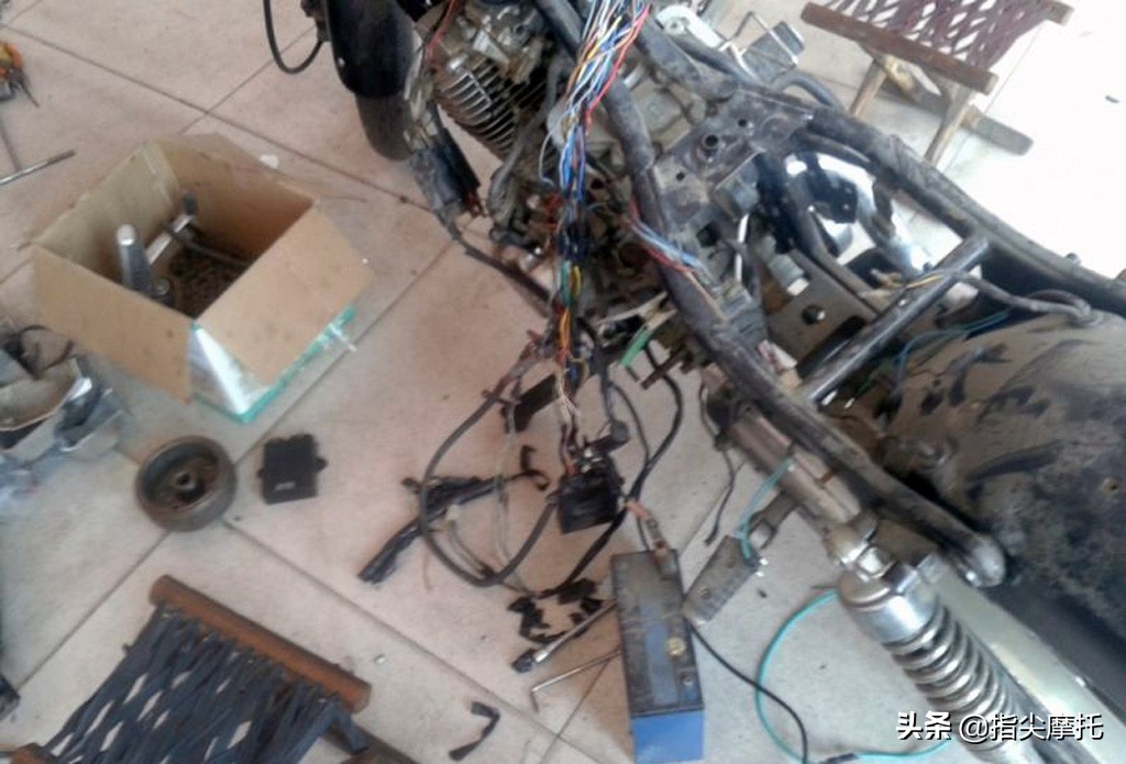 雅马哈天王xv250拆解视频,雅马哈天王xv2502020款