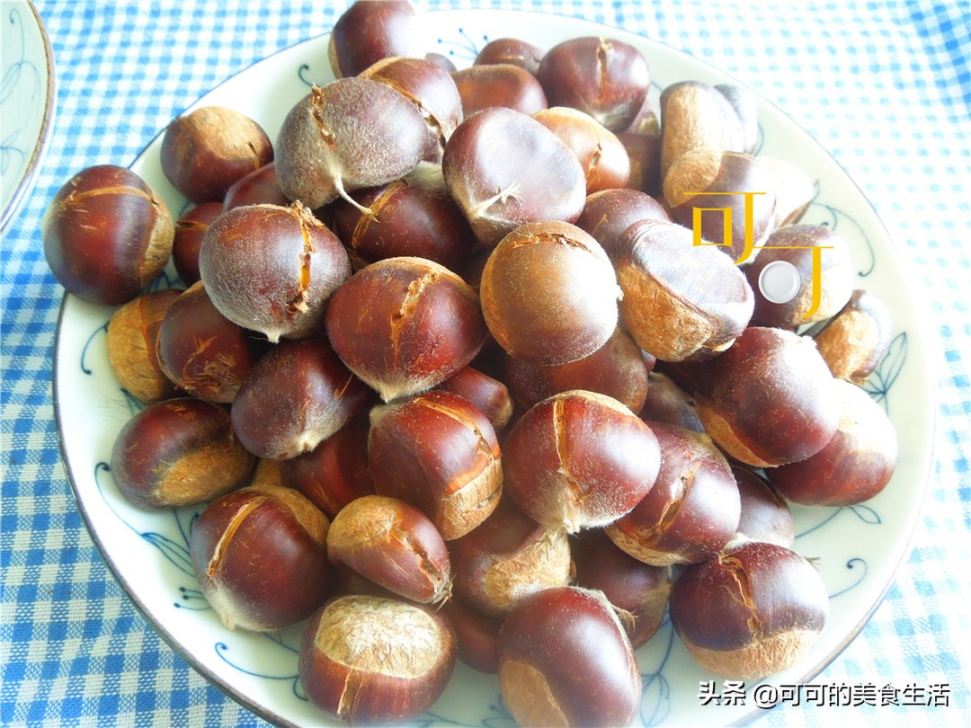 秋风起糖炒栗子飘香,秋风起板栗香视频
