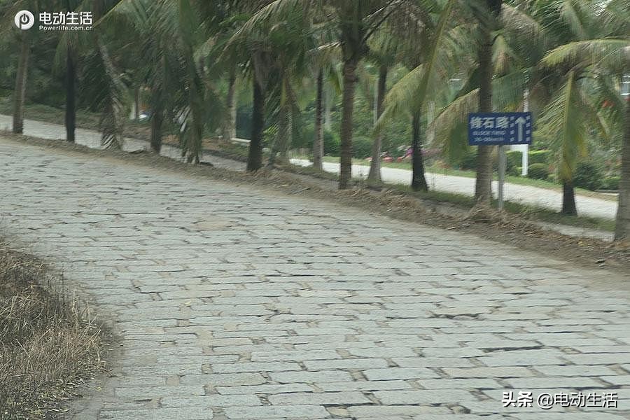 璇曢┚濂ヨ开q2le-tron,濂ヨ开q4e-tron璇曢┚