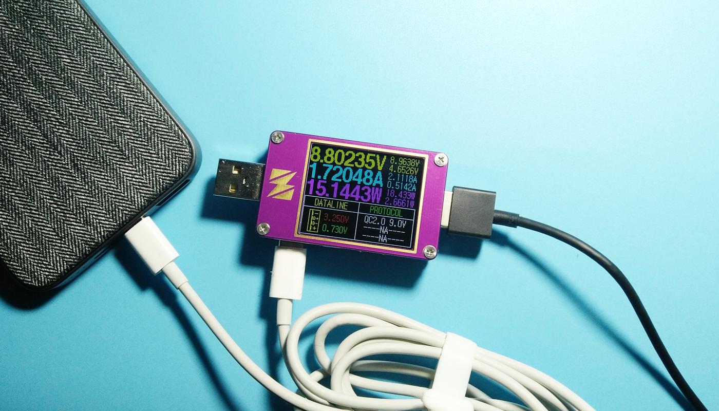 苹果充电头用小米120w快充的,苹果可以用小米120w快充