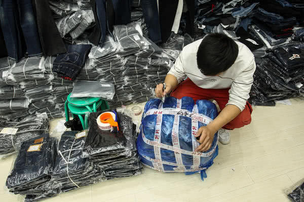 郑州商户揭秘网购“爆款”：得用钱砸，一个爆款平均下来得5万