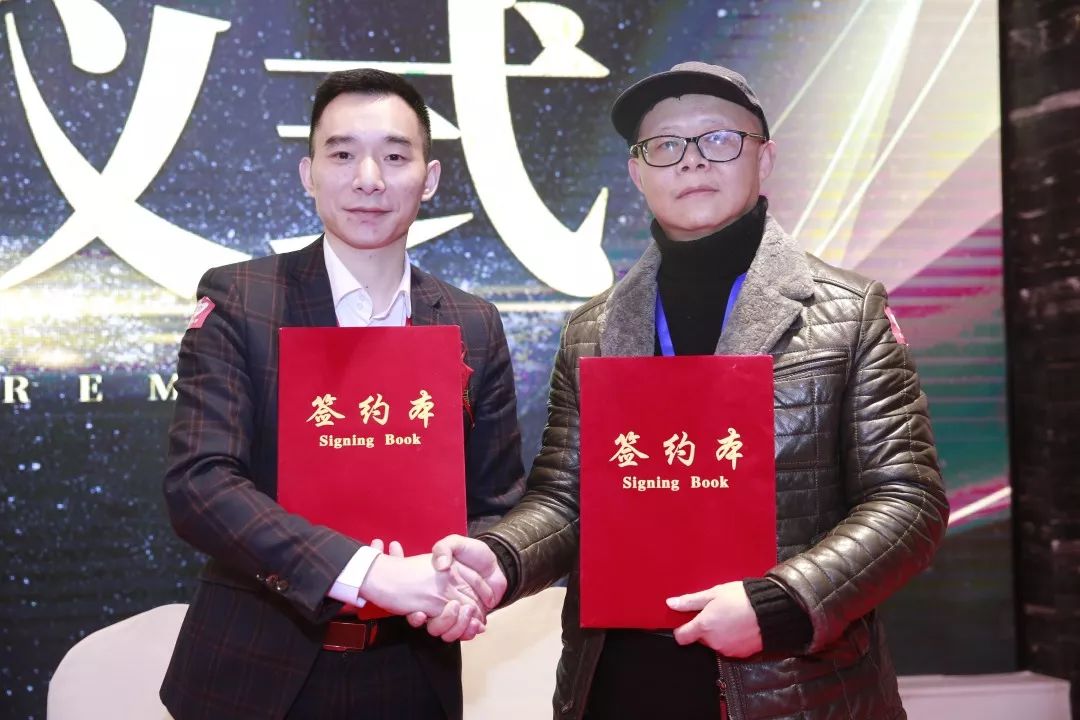 电商江湖打破沉寂：“新物种”爱拍拍隆重发布“竞拍”功能