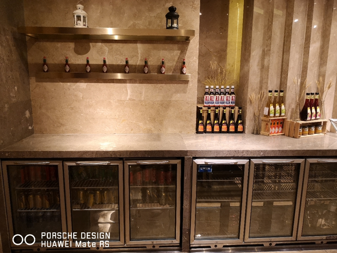 南京下关滨江希尔顿,南京世茂滨江希尔顿酒店电话号码