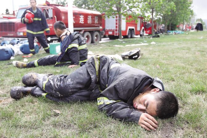 烈火英雄消防终于将大火扑灭,烈火英雄发生在什么地区