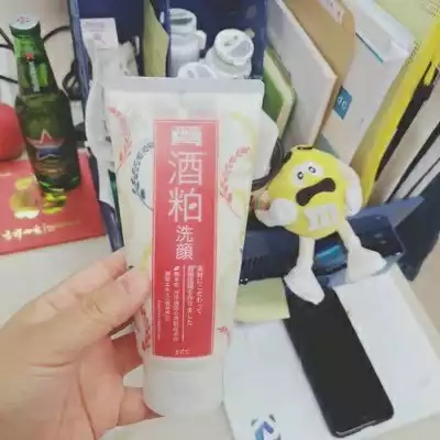 洗面奶排行榜前十名洗面奶推荐,洗面奶排行榜好用的洗面奶推荐