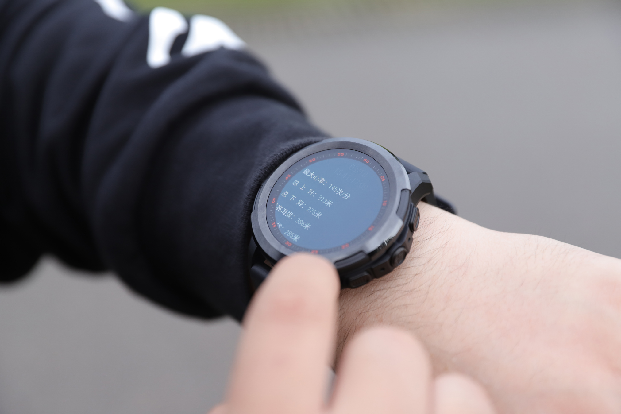 jeep智能全境界腕表pro值得买吗,jeep智能全境界腕表pro多少钱