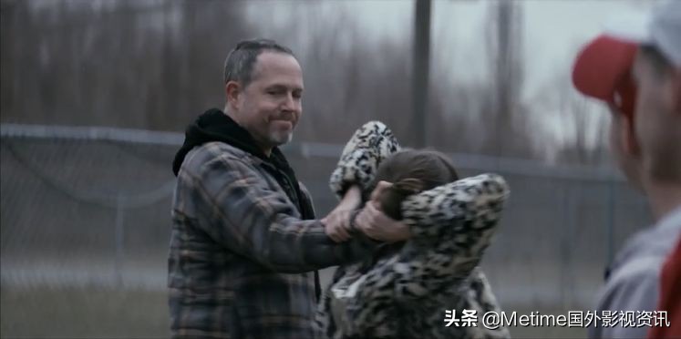 一部油管打造的美剧一看就是低成本零宣传的小破剧，却看的很爽