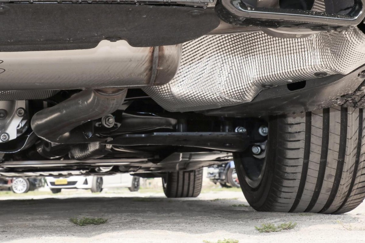 11年的宝马325i操作体验,宝马325i先行版