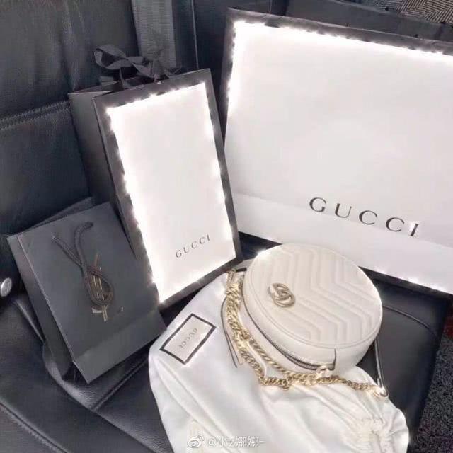 做6次双眼皮4次鼻子，下巴似铁锥眼睛整成球，16岁就整成这样好吗