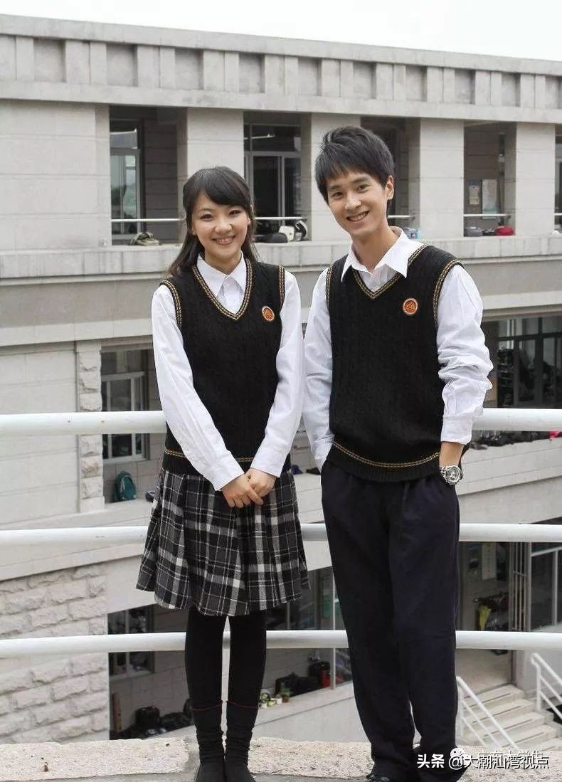 潮汕哪个学校校服最好看,潮汕校服排名前十