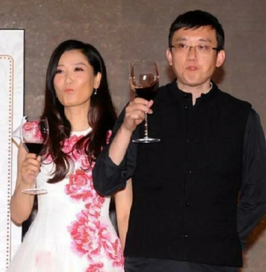 “你长得这么丑,竟然还想红?”关!你!屁!事