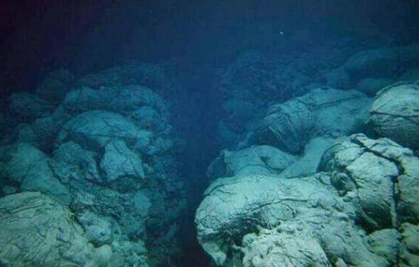 人能在液体中呼吸吗,我们人类可以在水下呼吸吗