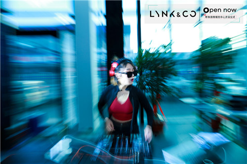 领潮来袭时“克”突击奥捷盈科领克中心盛大开业