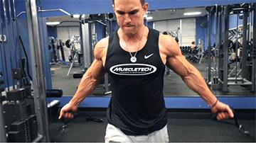 胸肌中缝怎么练饱满弹力带,固定器械胸肌中缝怎么练饱满