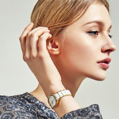 女生会对戴手表的男人更有好感吗,为什么有的女生戴手表有气质