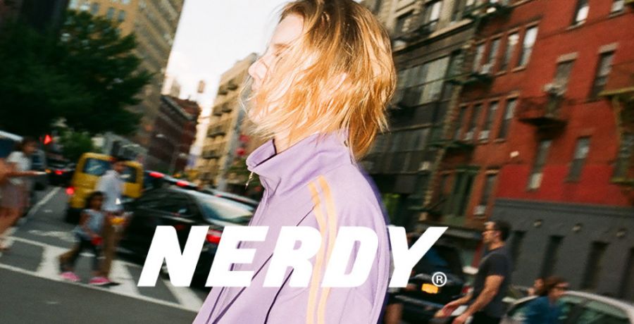 comeon跟别人合拍,comeon跟着音乐节奏