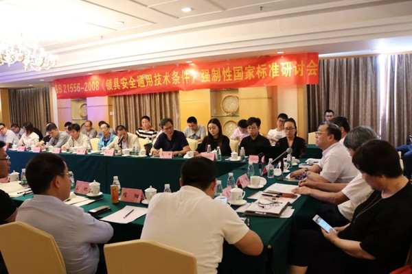 智能锁锁芯有多大规格,智能锁行业品牌档次分析