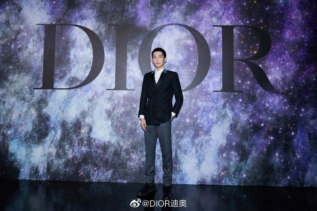 dior杨颖星空裙,dior星空大秀