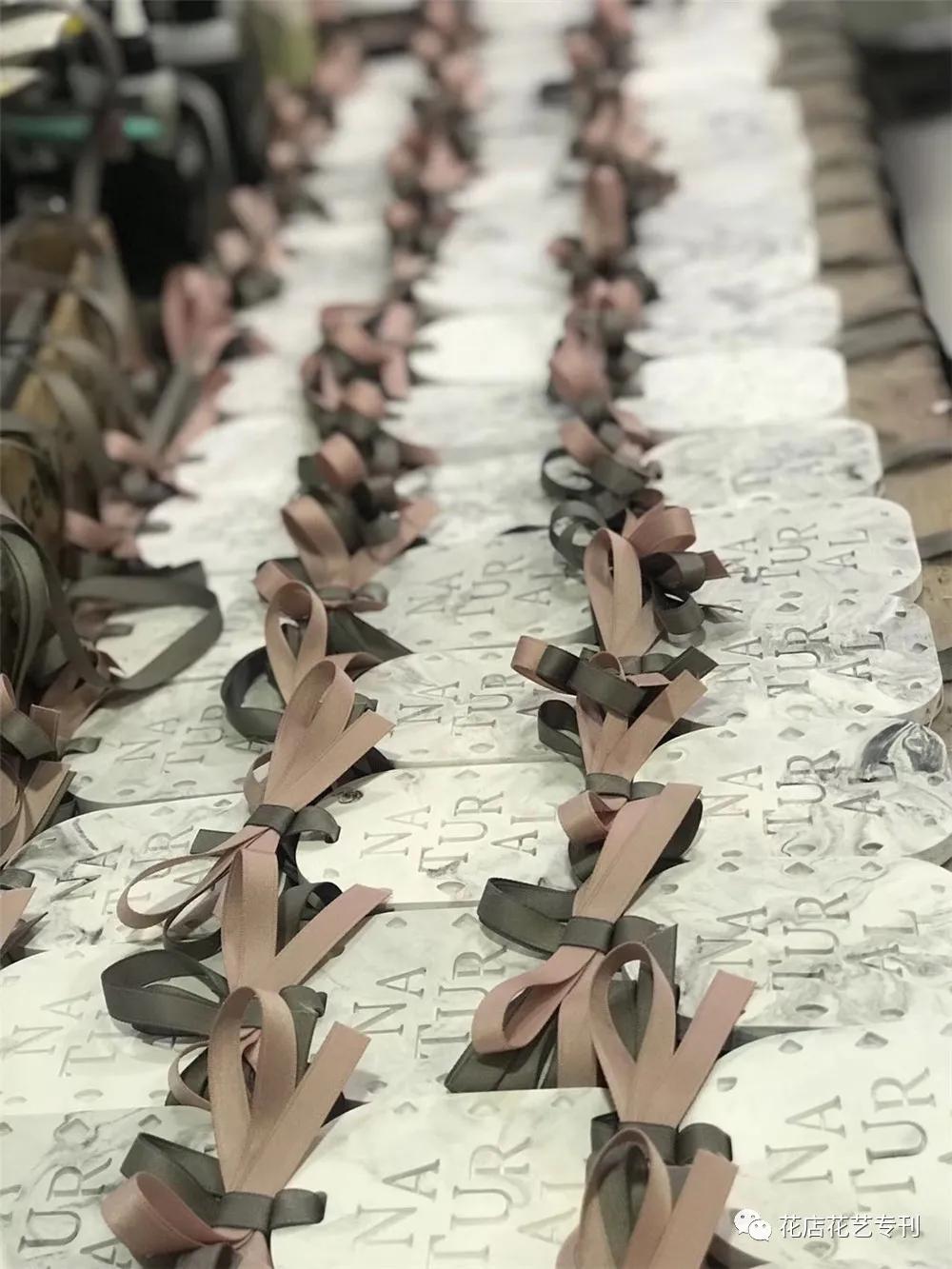 不到3年，她从全职辣妈变身为年营业额400万的花店老板