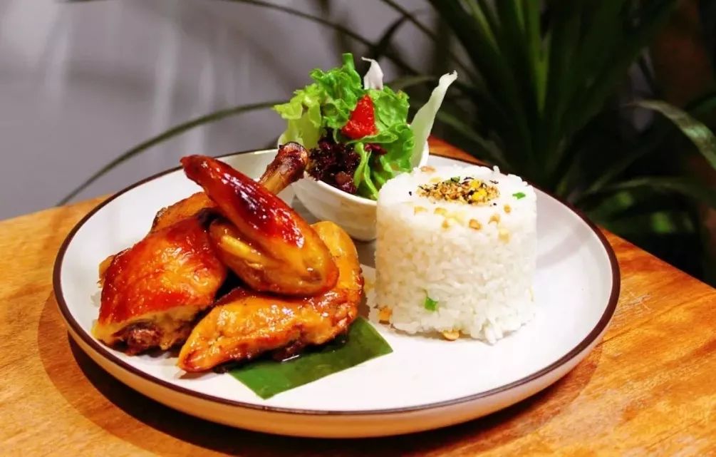 既然年终聚餐躲不掉，那就盘它啊！