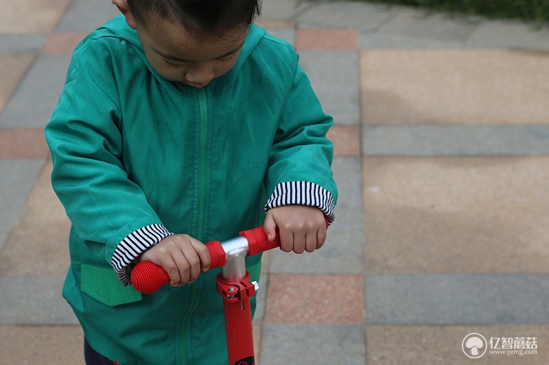 结实的儿童滑板车,kinder儿童滑板车测评