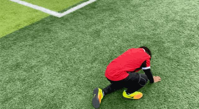 小学生健康用眼方式纠正浅度近视,怎么改善孩子眼睛中度近视