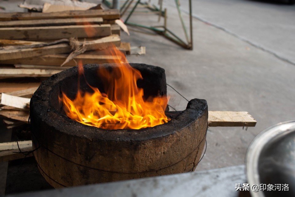 你吃过柴火饭吗,你吃过真正的柴火饭吗
