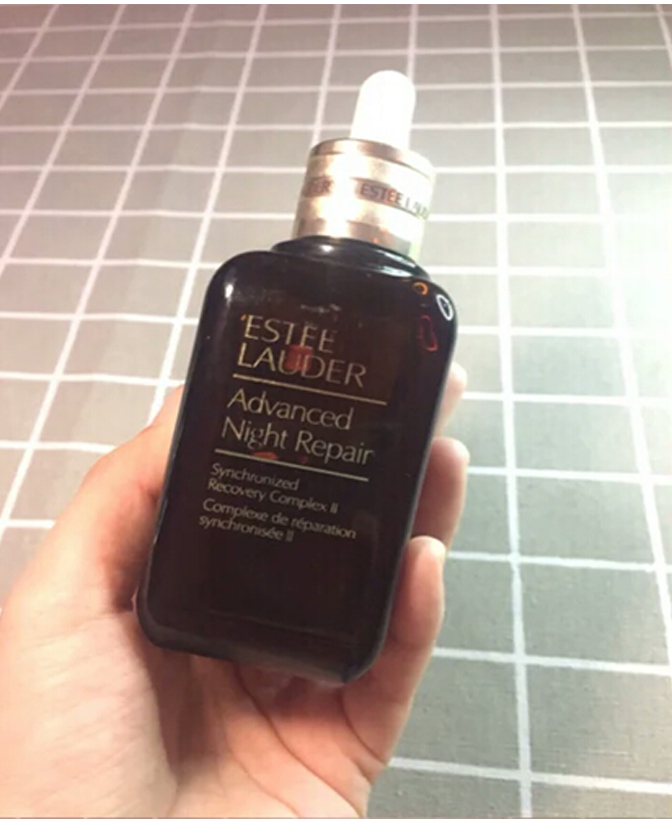 角质层薄用雅诗兰黛小棕瓶精华液,娇韵诗和sk2哪个好用